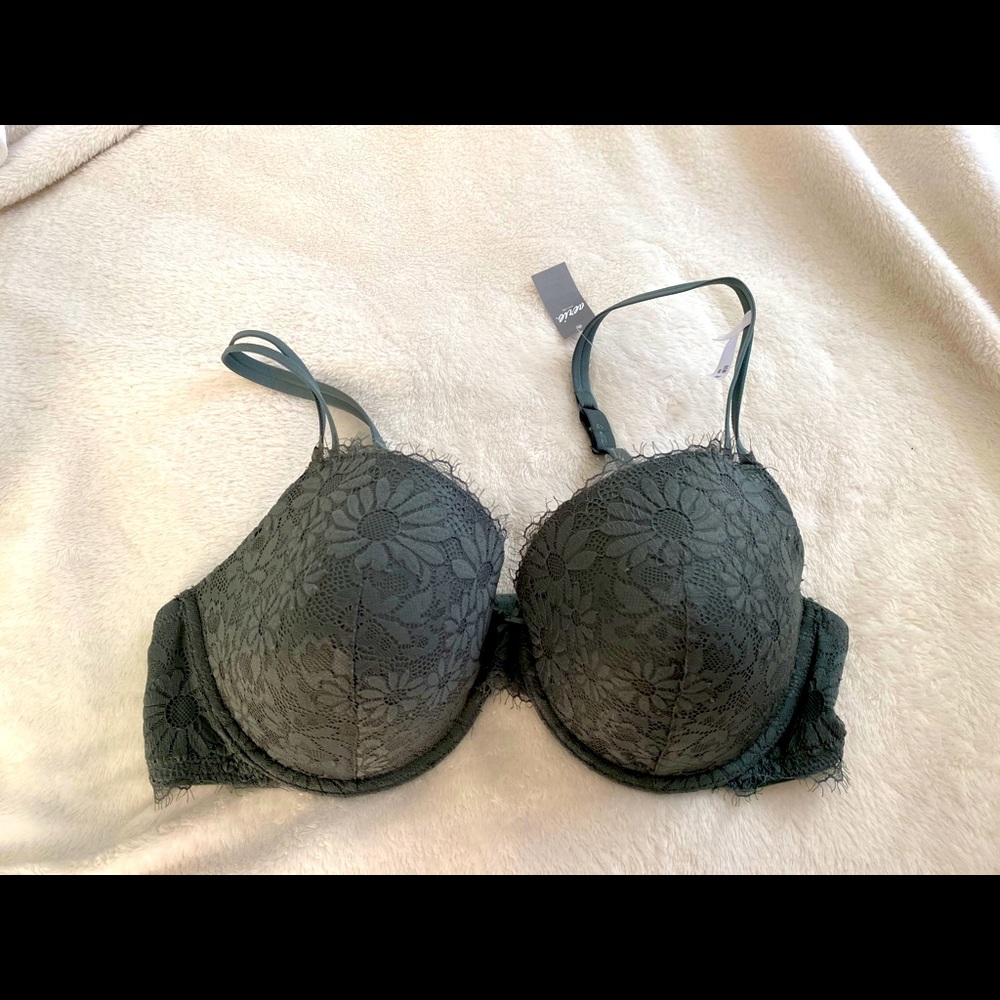 ✨NWT✨ AERIE LACE BRA💚